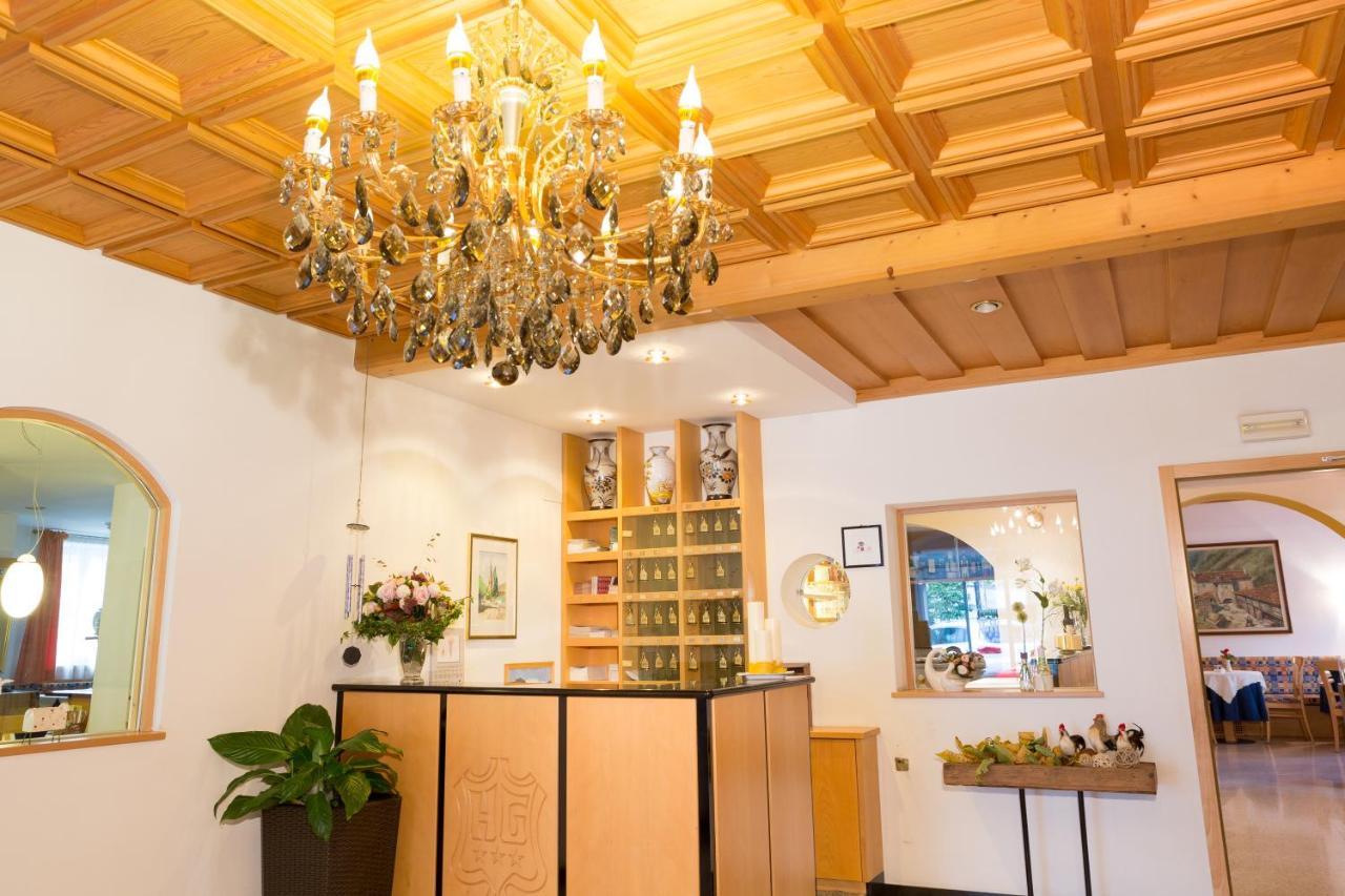 Hotel Gruberhof Meran Buitenkant foto