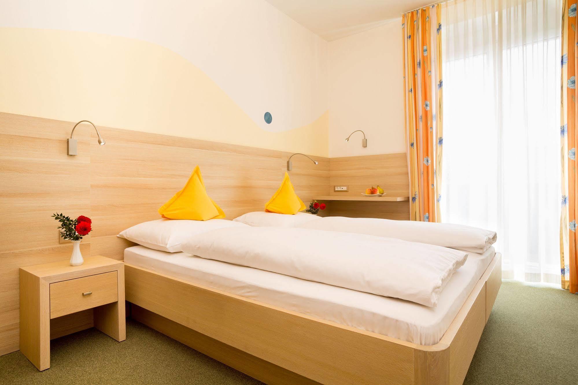 Hotel Gruberhof Meran Buitenkant foto